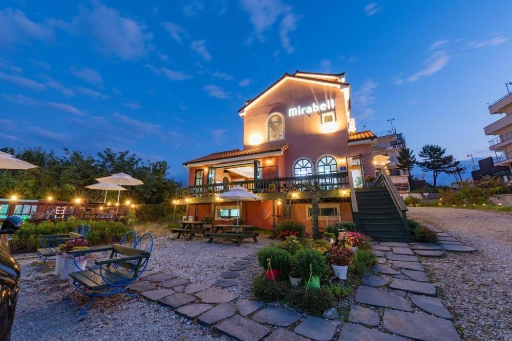 Gangneung Mirabell Spa Pension Dış mekan fotoğraf